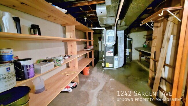 Building Photo - 1242 Sargent Ave