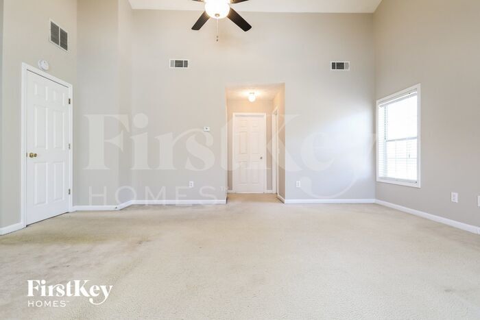 Building Photo - 1464 Claredon Dr NW