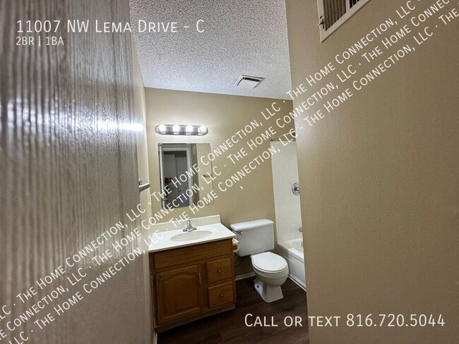 Building Photo - 11007 NW Lema Dr