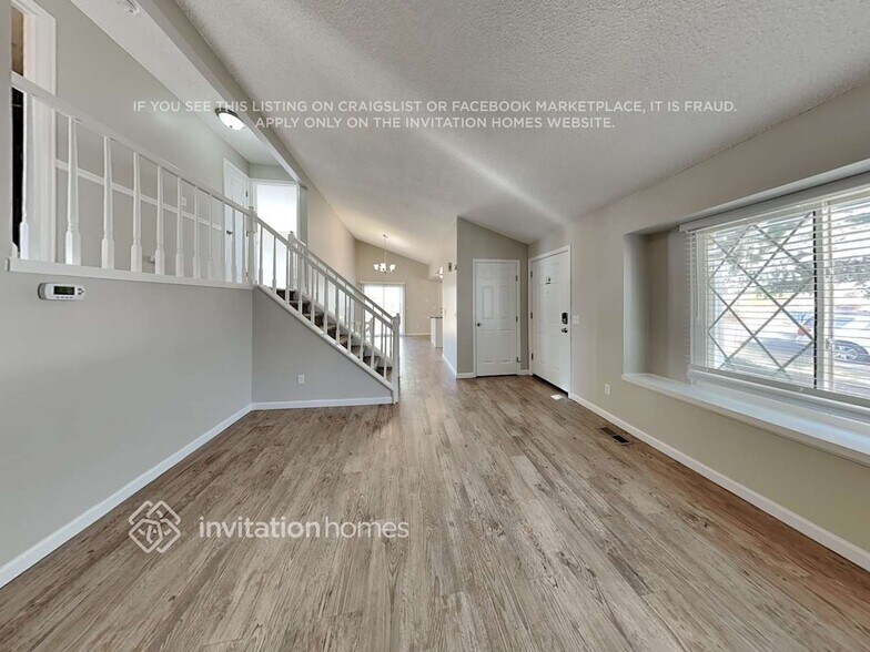 Building Photo - 4397 S Ceylon St