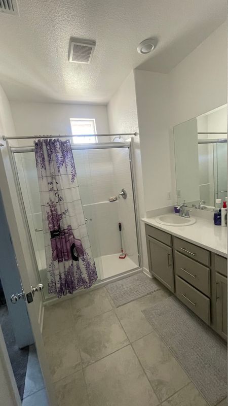 Building Photo - 5301 E Commerce Way