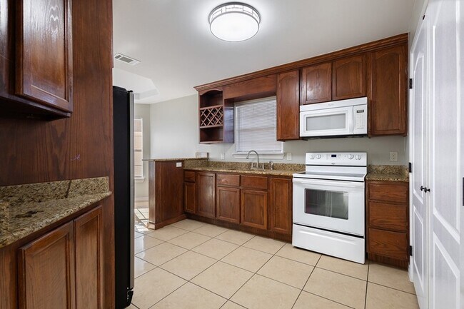 Building Photo - 2677 Fox Cove Drive