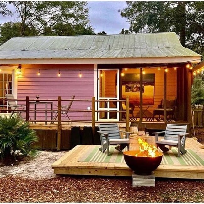 Building Photo - Looking for a lovely home that is fully furnished!