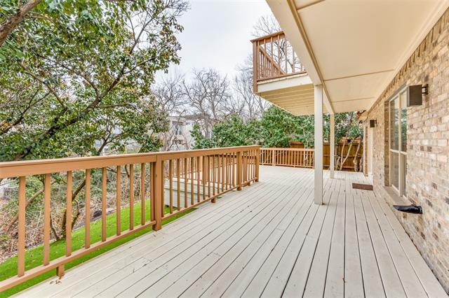 Building Photo - 9130 Valley Chapel Ln