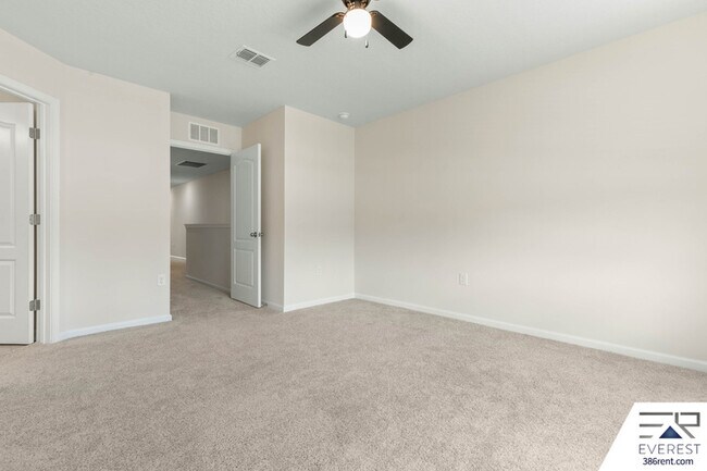 Building Photo - 152 Redbud Rd