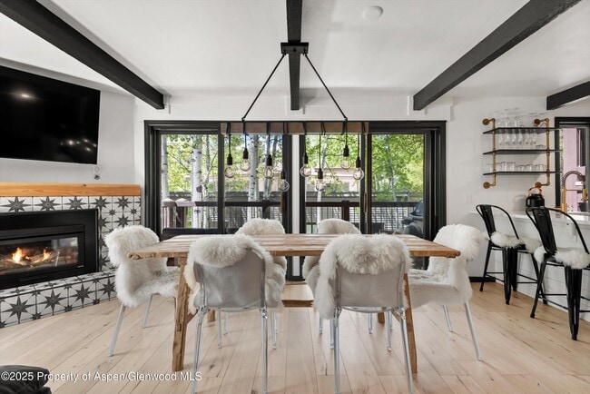 Building Photo - 35 Upper Woodbridge Rd