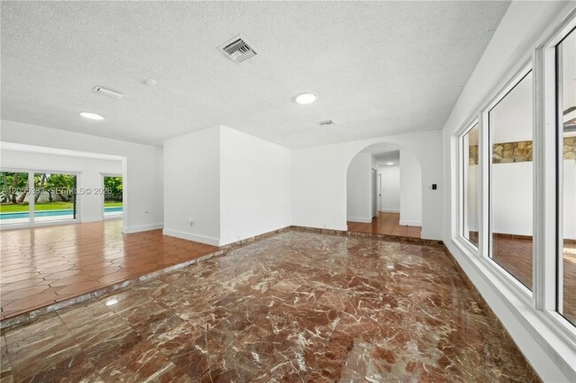 Building Photo - 220 NW 130th Ave
