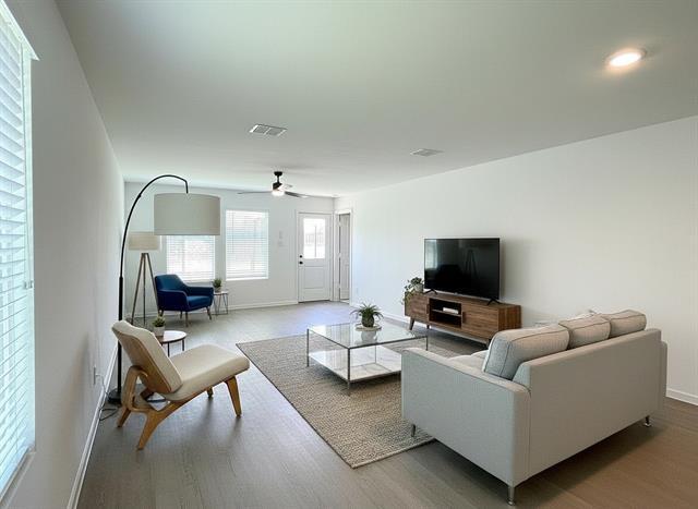 Building Photo - 3185 Campeiro Ave