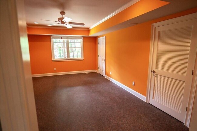 Building Photo - 3239 Mill Chase Cir SE