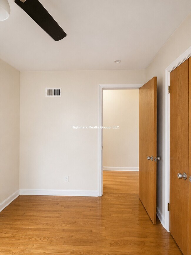 Building Photo - 8242 Kilpatrick Ave