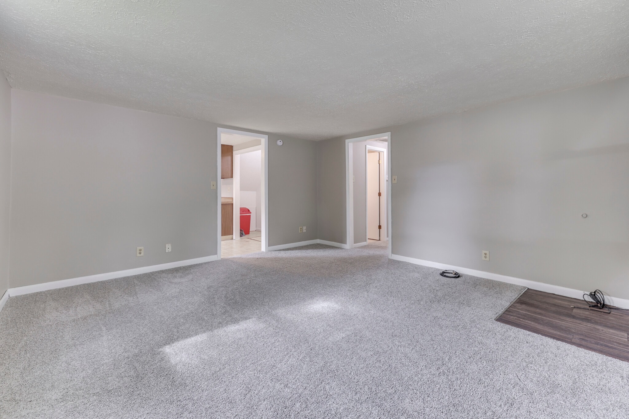 Building Photo - 398 2nd St