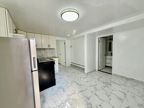 Building Photo - 13-11 123rd St