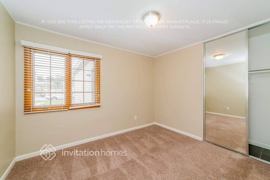 Building Photo - 1504 Cole Ave