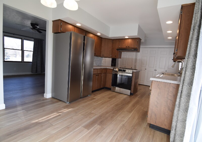 Building Photo - 2107 S 150 W