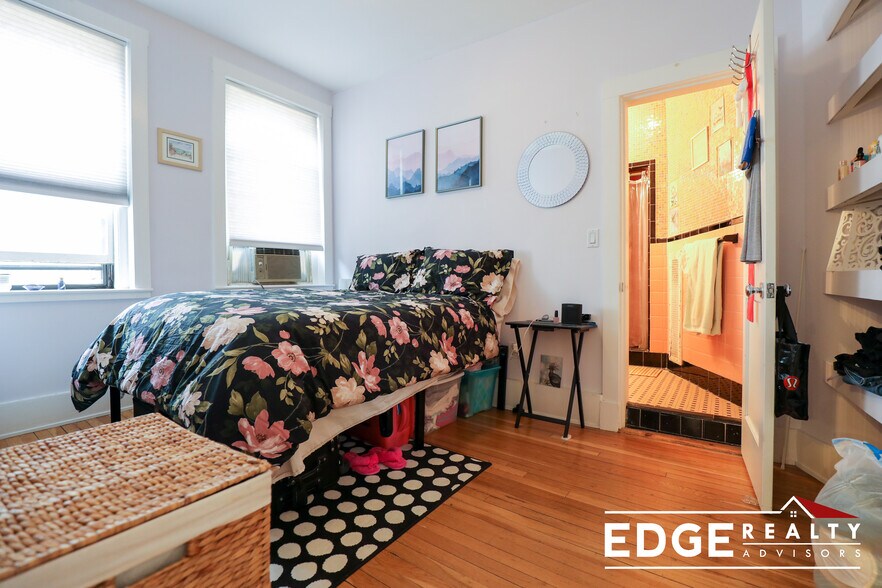 Building Photo - 9 Braemore Rd