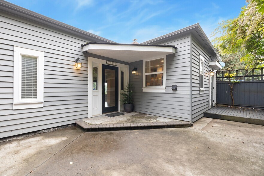 Building Photo - 12346 Sand Point Way NE