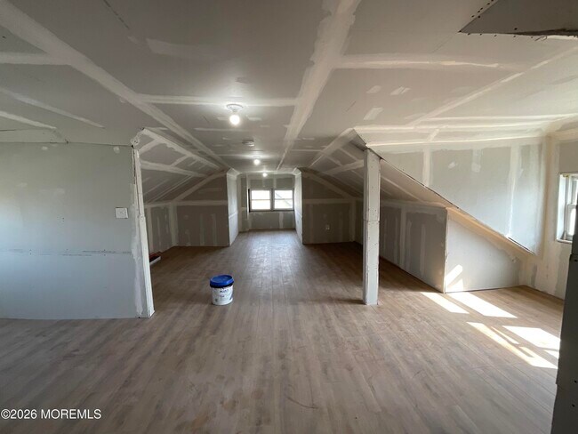 Building Photo - 1015 Mattison Ave