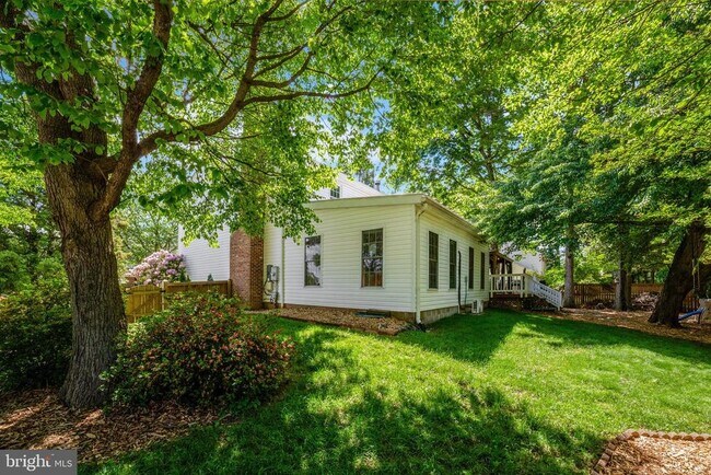 Building Photo - 9220 Burnetta Dr
