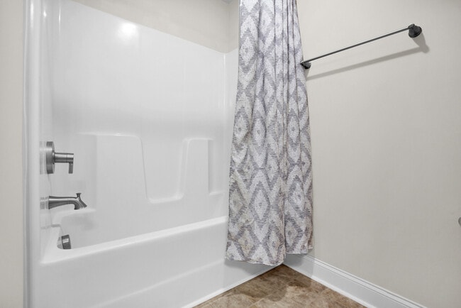 Building Photo - 245 Lonesome Glory Dr