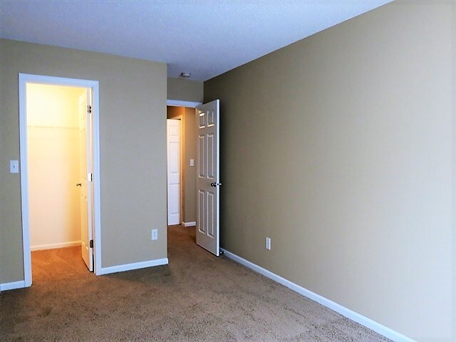 Building Photo - 9789 Gibbon Ln