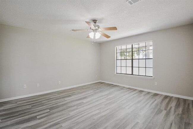 Building Photo - 3223 Deep Anchor Way