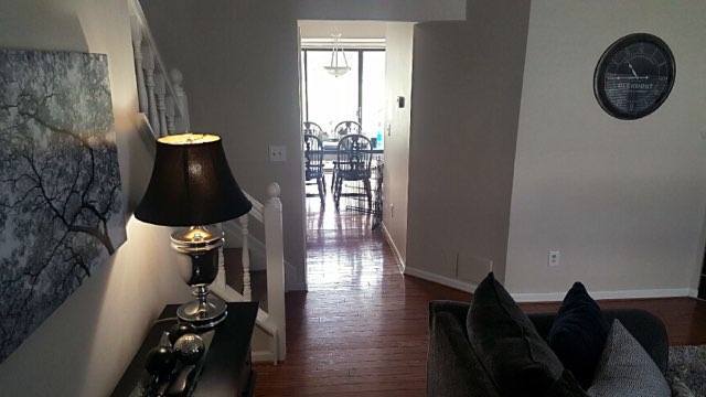 Building Photo - 1579 Streamwood Ct