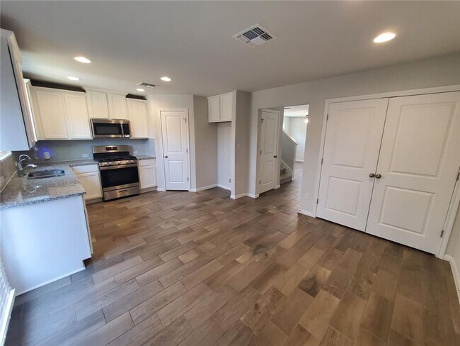 Building Photo - San Marcos 3-Bedroom Home Available for Lease