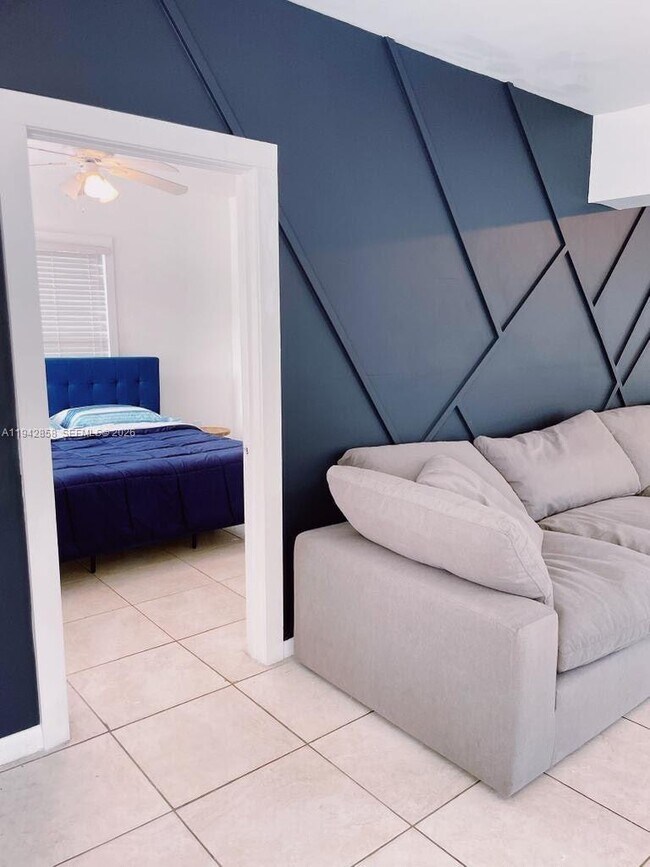 Building Photo - 105 NW 31st St