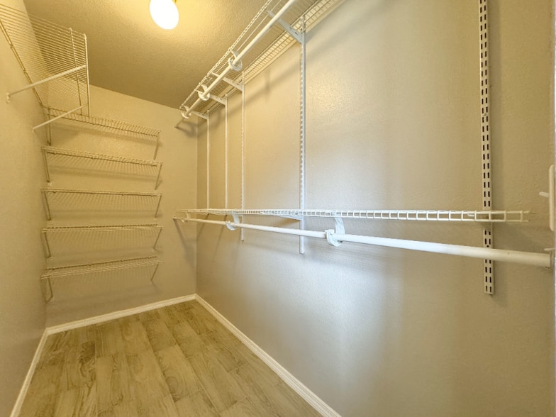 Building Photo - 14169 Tierra Delfin Dr