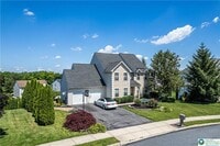 Building Photo - 202 McNair Cir