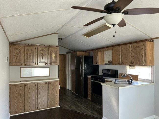 Building Photo - 16731 US-301