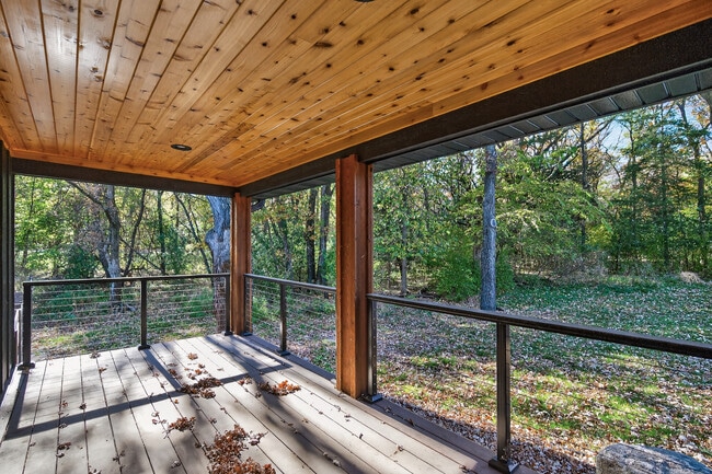 Building Photo - 15801 Andrie St NW