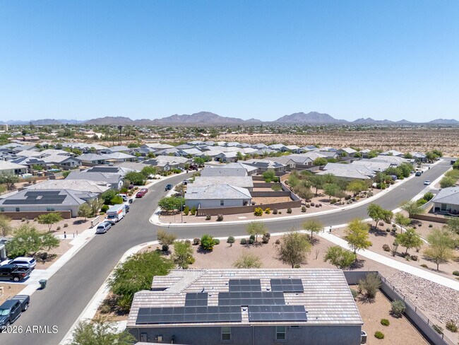 Building Photo - 1075 W Avalon Canyon Dr