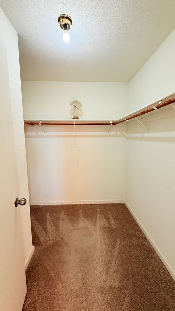 Building Photo - 400 McDonnel Rd