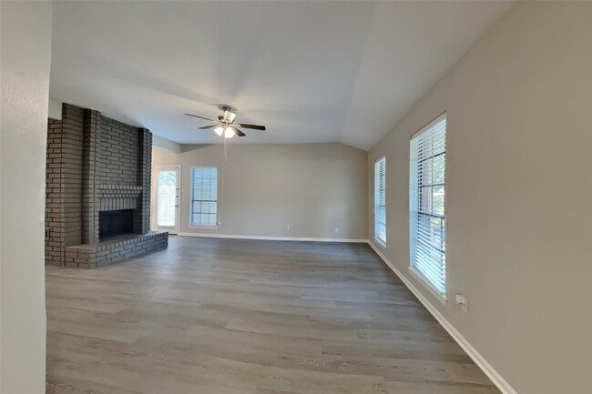 Building Photo - 3418 Creek Manor Dr