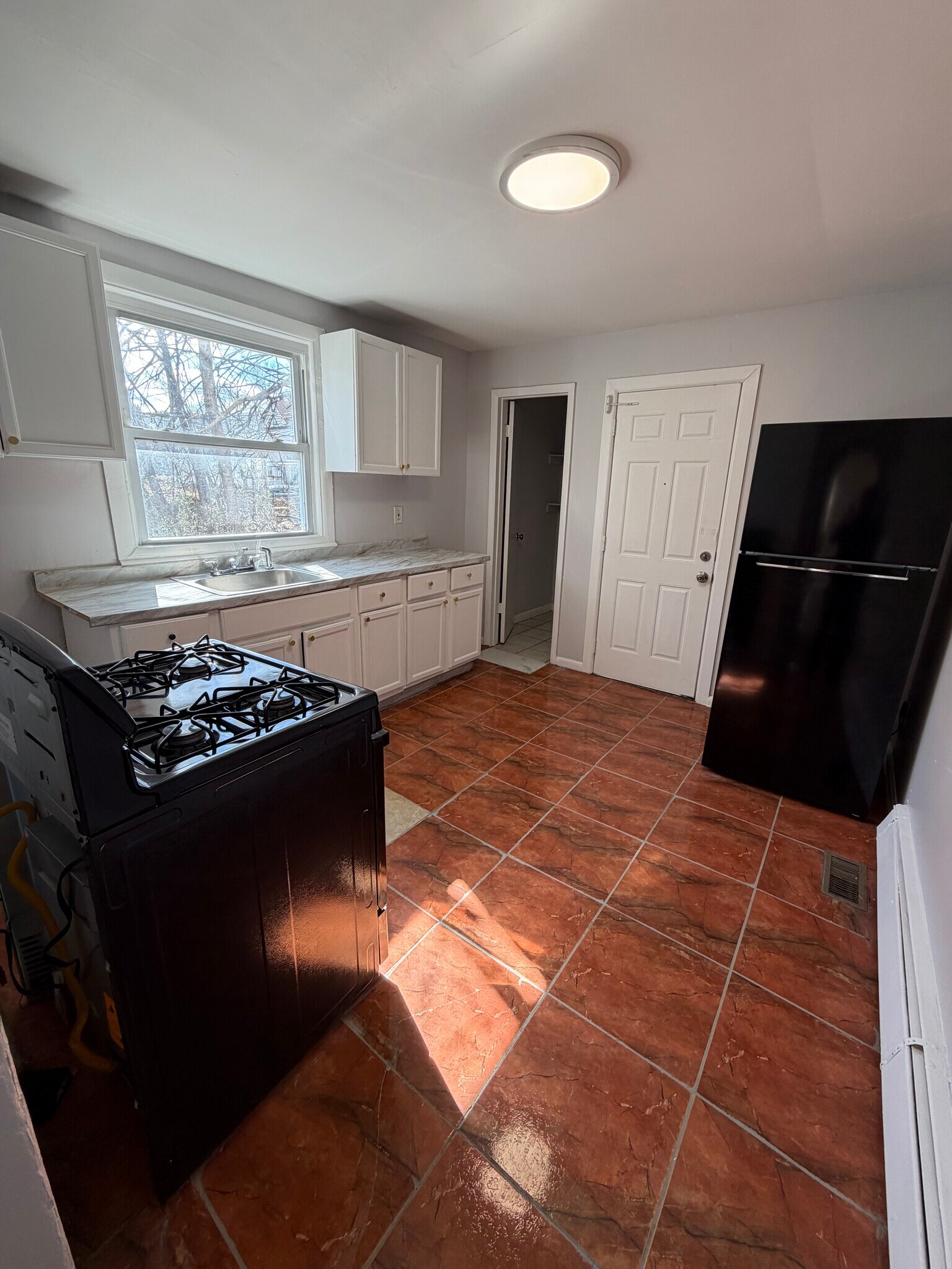 Building Photo - 75 N 15th St