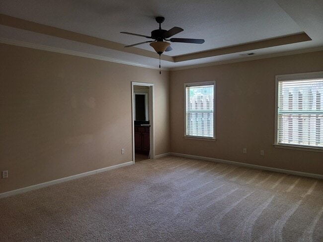 Building Photo - 7327 San Vista Dr