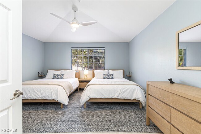 Building Photo - 24814 Lakemont Cove Ln