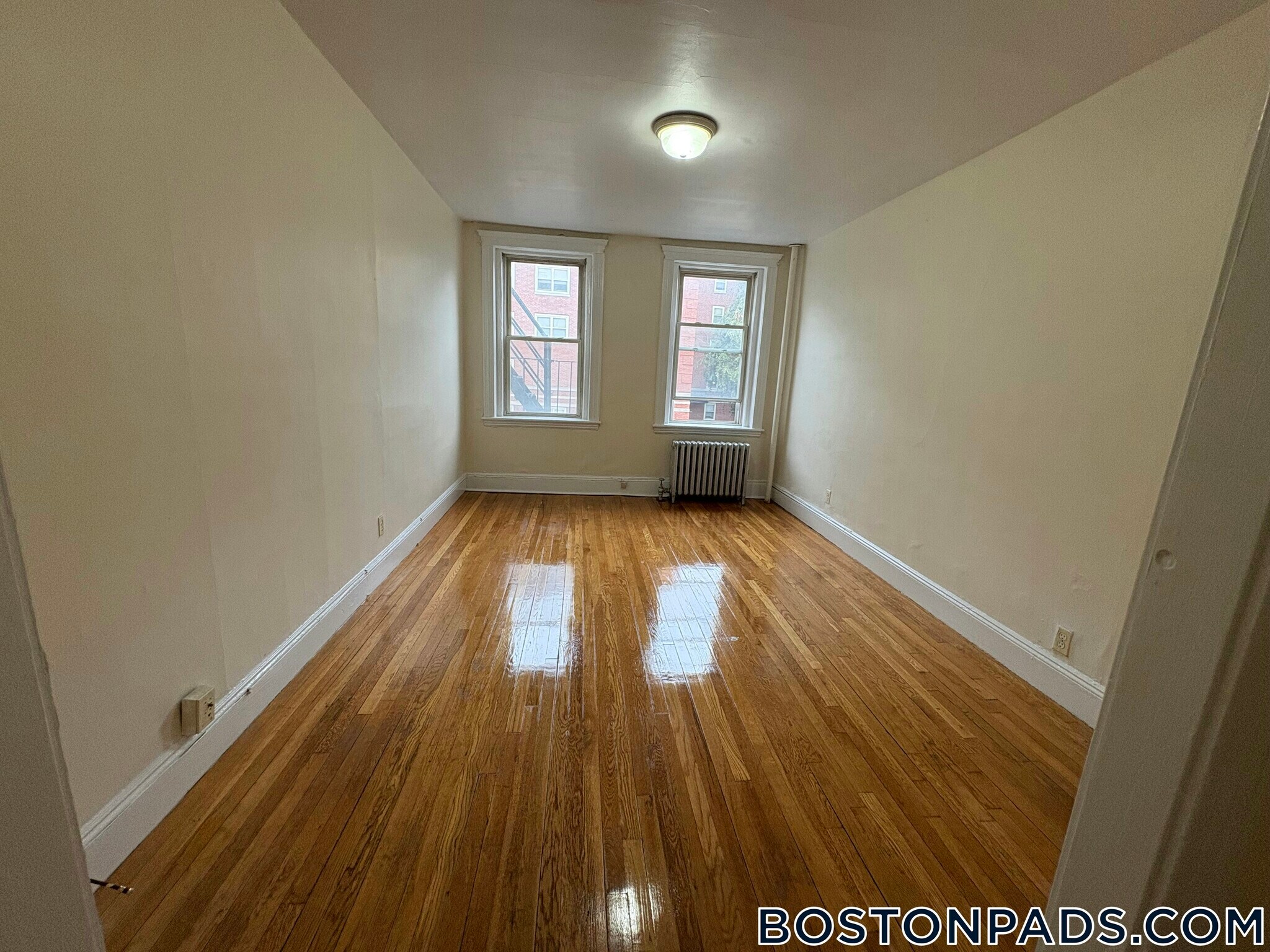 Building Photo - 135 Washington St