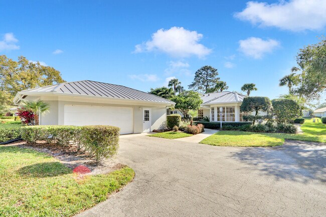 Building Photo - 7340 Pine Creek Way