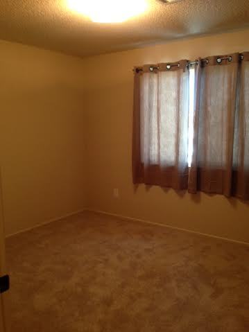 Building Photo - 2 Bedroom 2 Bath Condo in Sunset Mountain ...