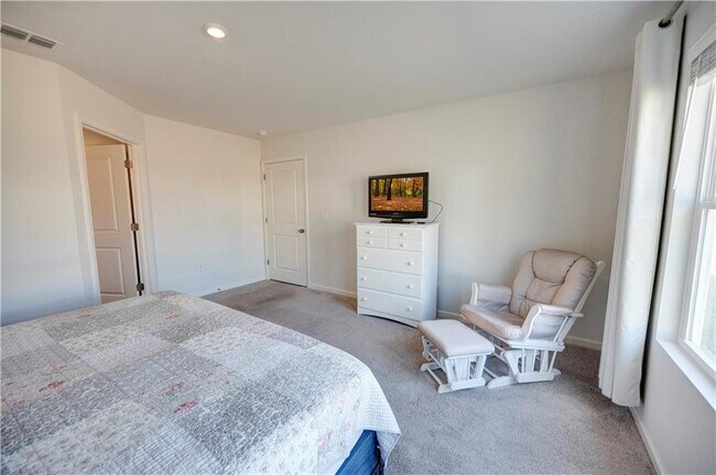 Building Photo - 500 Pemberton St