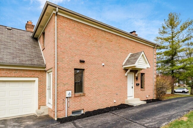 Building Photo - 4841 Dierker Rd