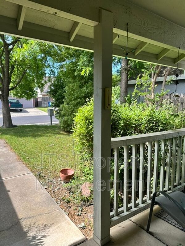 Building Photo - 9349 Newington Way