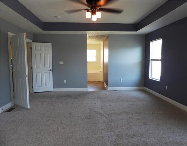 Building Photo - 1345 Sandstone Dr