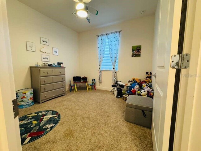 Building Photo - 4913 Rain Shadow Dr