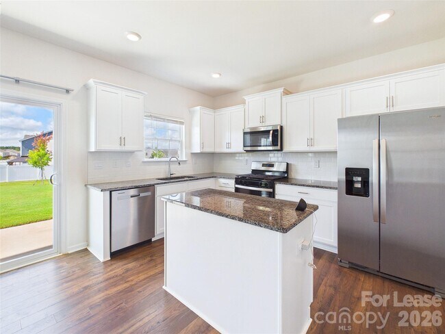 Building Photo - 8185 Kennesaw Dr