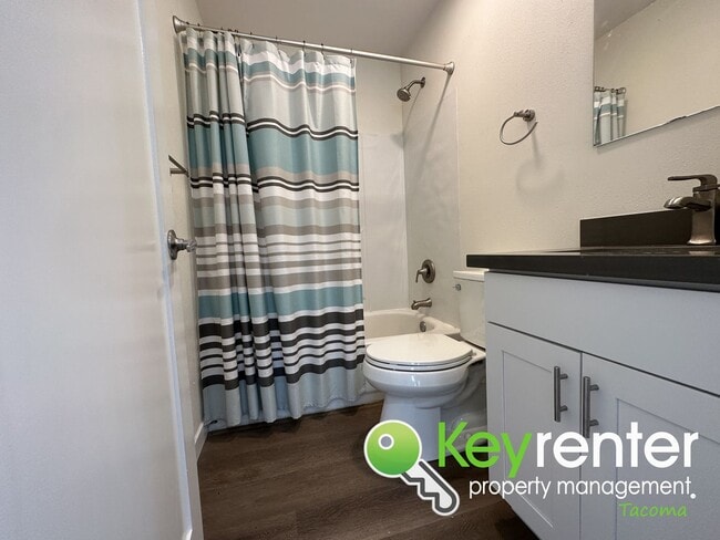 Building Photo - Astonishing 4Bed/2.5Bath Tacoma Home