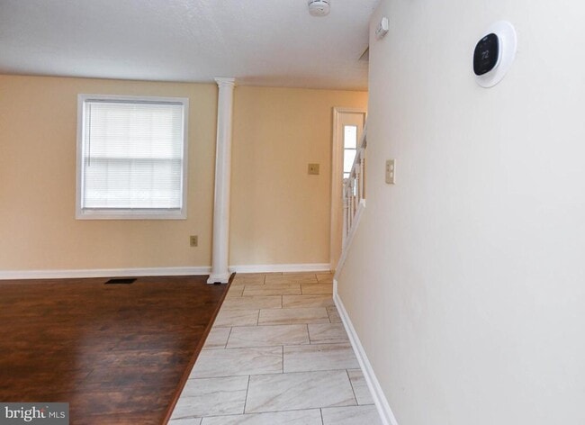 Building Photo - 8100 Irwell Ct