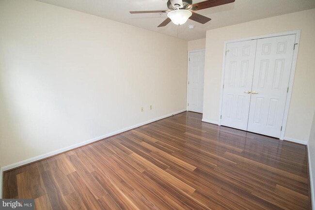 Building Photo - 45522 Westmeath Way